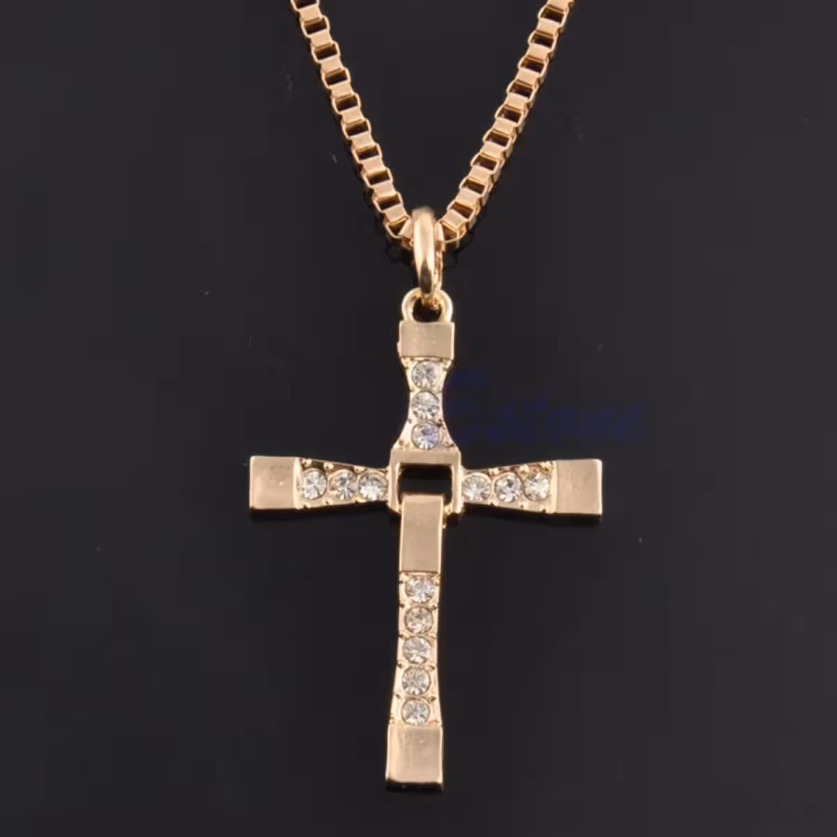 Zlatý řetízek s přívěskem kříž z filmu Fast and Furious