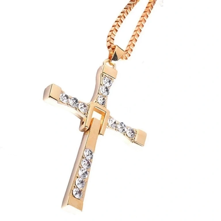 Zlatý křížový řetízek Vin Diesel Fast and Furious Zlatý řetízek s křížem Vin Diesel z filmu Fast and Furious