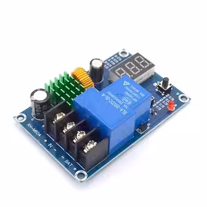 Regulátor nabíjení solárních panelů XH-M604 12V–60V | Automatický regulátor baterií 30A fotovoltaika karavan větrné elektrárny