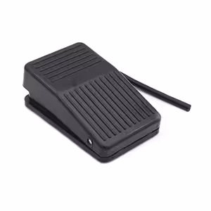 Elektrický nožní spínač na kabel – tlačítko pedál PTT 10A 250V pro ovládání zařízení