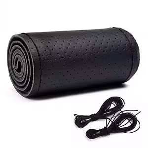 Kožený volantový potah z perforované telecí kůže univerzální s nití a jehlou