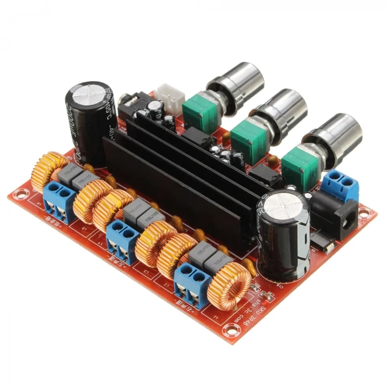 Modul zesilovače XH-M139 – pohled shora Přehled desky audio 2.1 model XH-M139