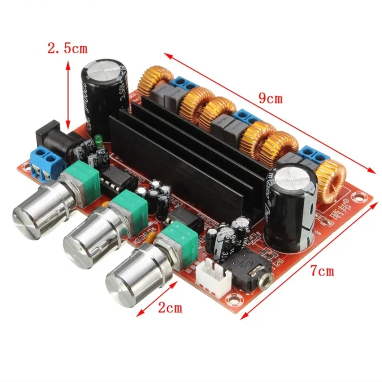 Detail nastavení hlasitosti XH-M139 Detailní pohled na tlačítka hlasitosti a tónu na modulu XH-M139