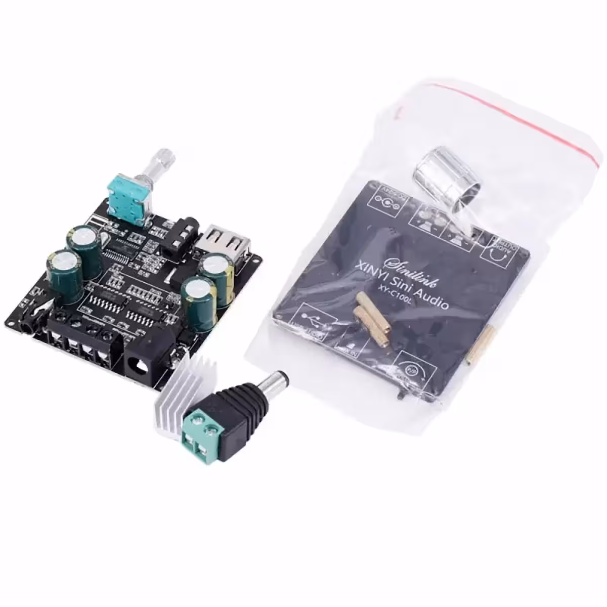 Mini zesilovač Třída D s efektivním chlazením a Bluetooth