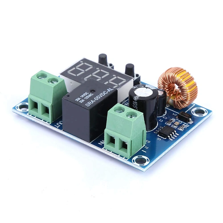 Zařízení XH-M609 s maximálním proudem 10A pro automatické odpojení