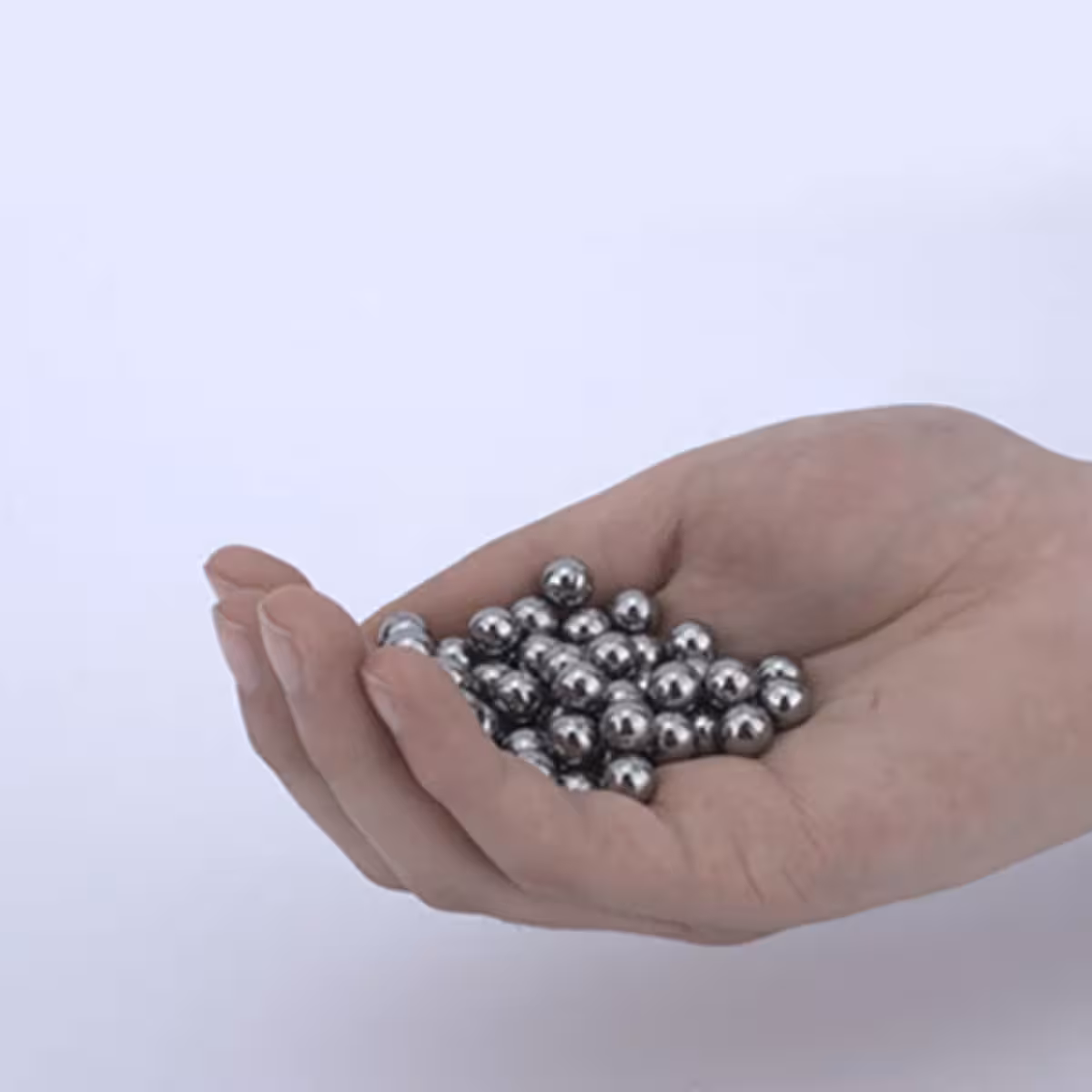 Kompletní sada 100 ocelových kuliček 8 mm pro prak, kulatý hladký tvar