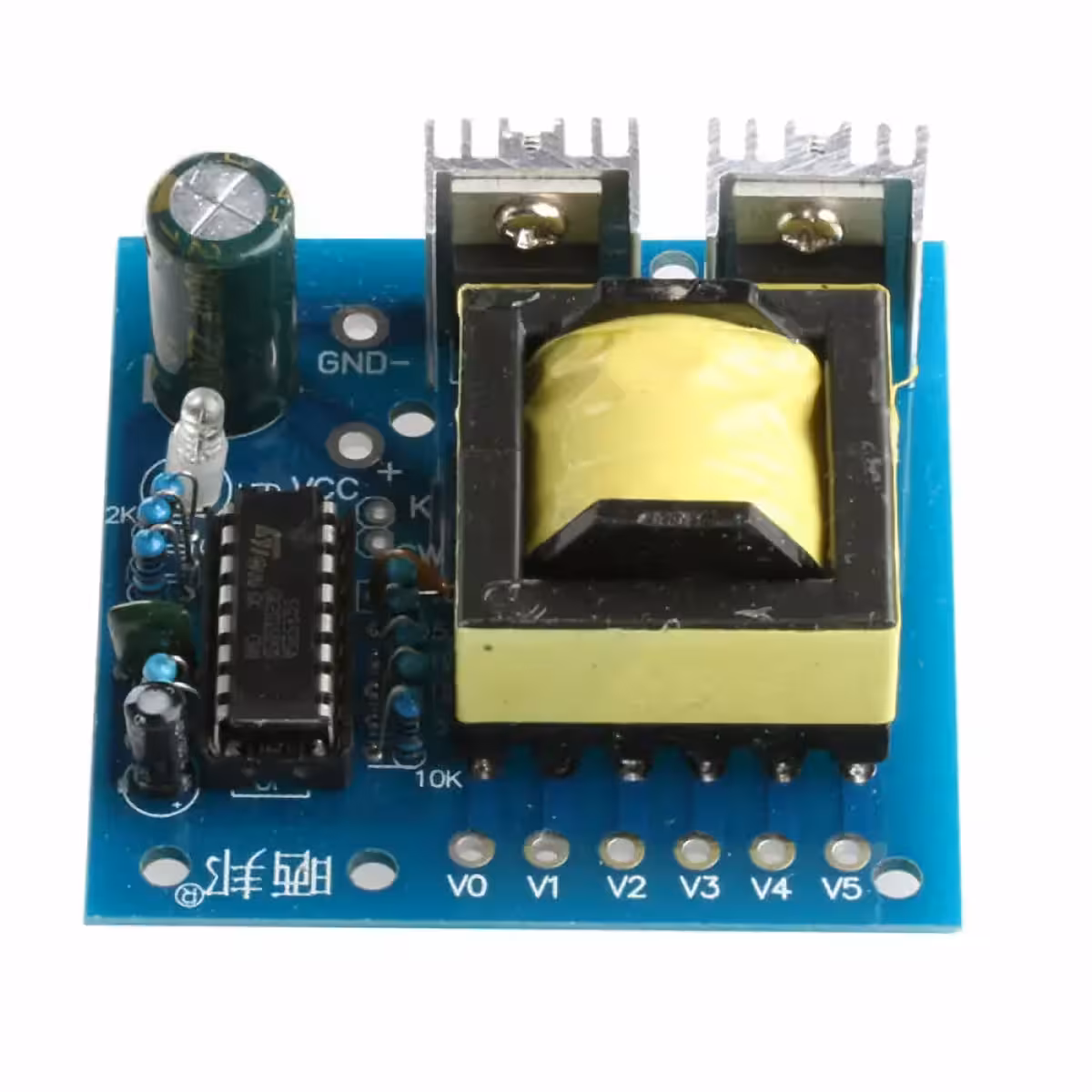 AC napěťový měnič pro použití v elektronických hobby projektech