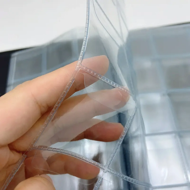 Odolné album z umělé kůže pro ukládání mincí