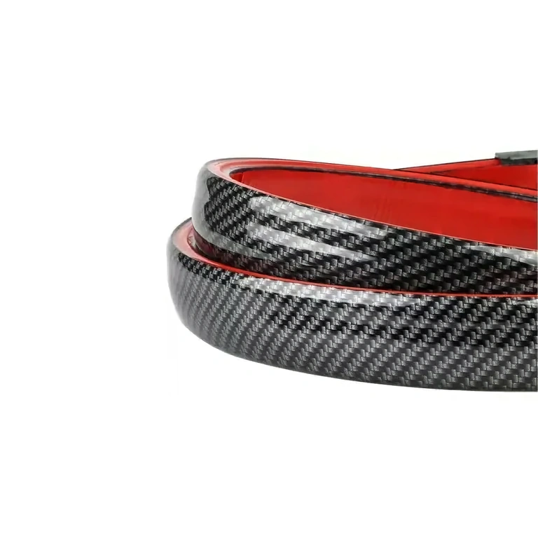 Karbonový spoiler s brzdovým světlem Spoiler s karbonovým vzhledem a LED páskem pro brzdu