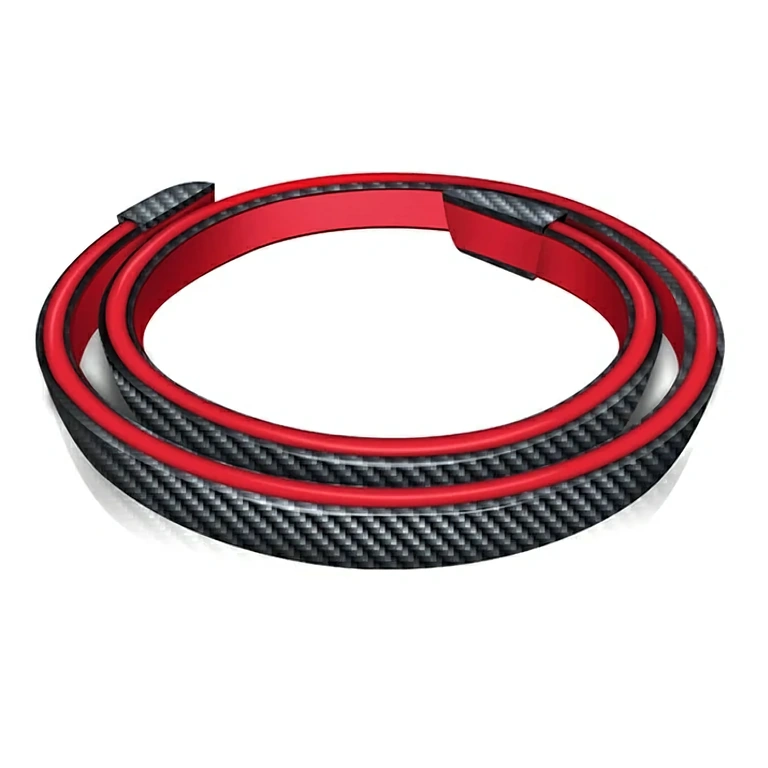 Karbonový spoiler s LED pásem pro bezpečnost Karbonový spoiler s LED páskem pro bezpečnost při brzdění