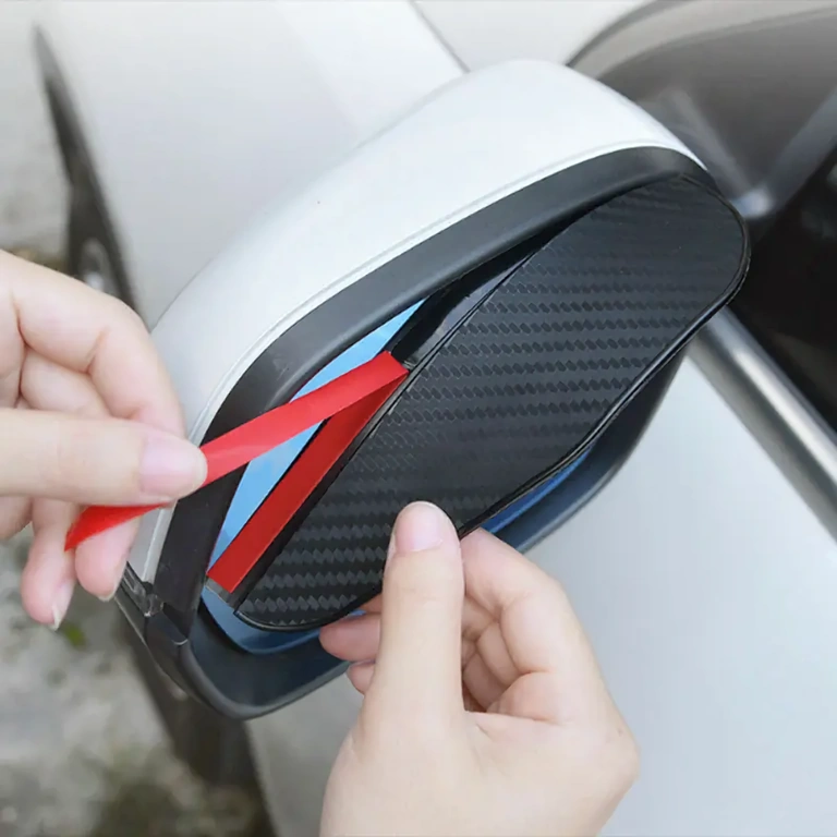 Ochrany zrcátek auta s 3M lepící páskou Ochrany zrcátek s 3M oboustrannou lepící páskou pro bezpečnou montáž