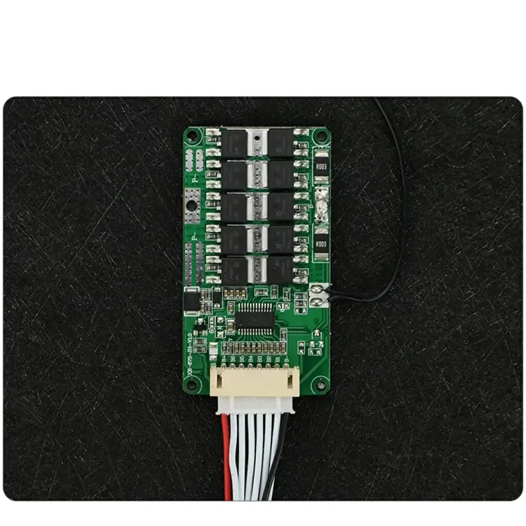 BMS systém 7S pro nabíjení a bezpečnost Li-ion baterií