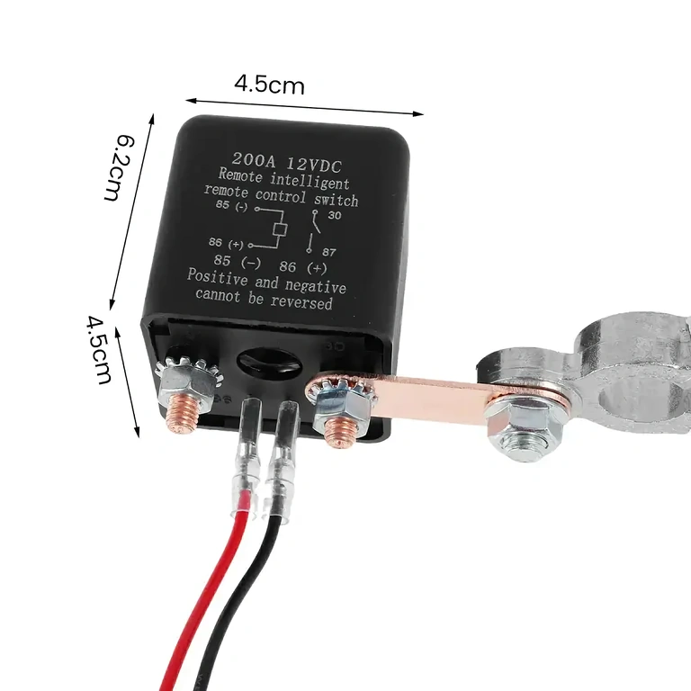 Dálkově ovládané zařízení pro vypnutí napájení baterie