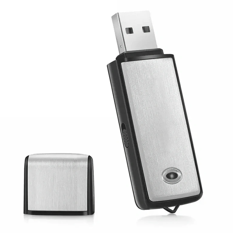 USB flash disk s tajným mikrofonem a pamětí 16GB pro diskrétní nahrávání