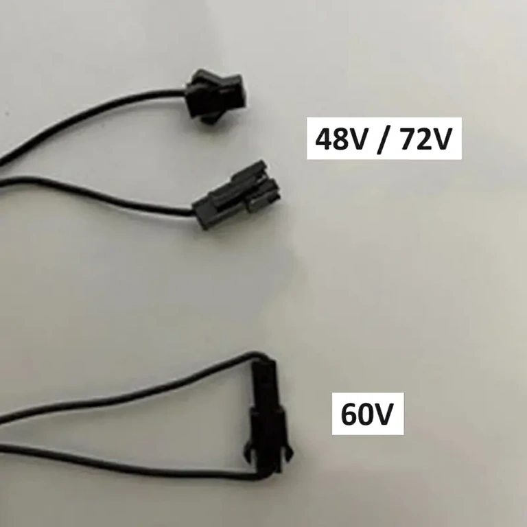 Digitální displej kompatibilní s různými napájecími napětími