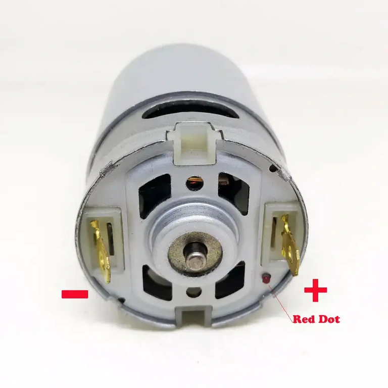 Technické detaily motoru RS550 DC motor RS-550 s podrobnými technickými specifikacemi