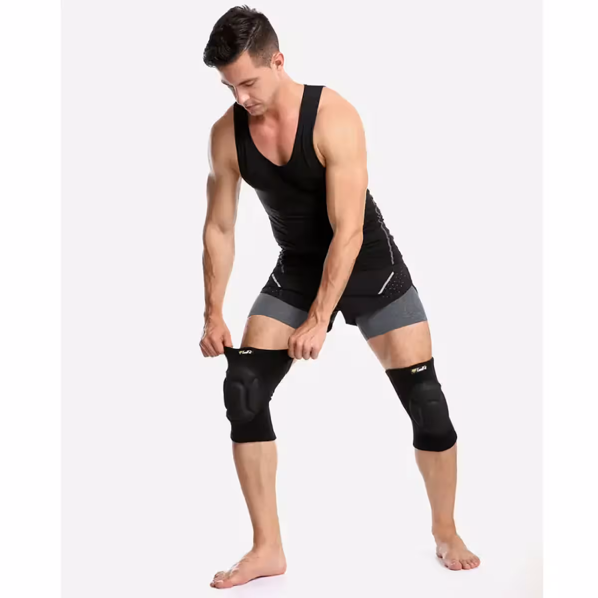 Robustní kolenní bandáž, ideální pro ochranu a podporu při těžké práci