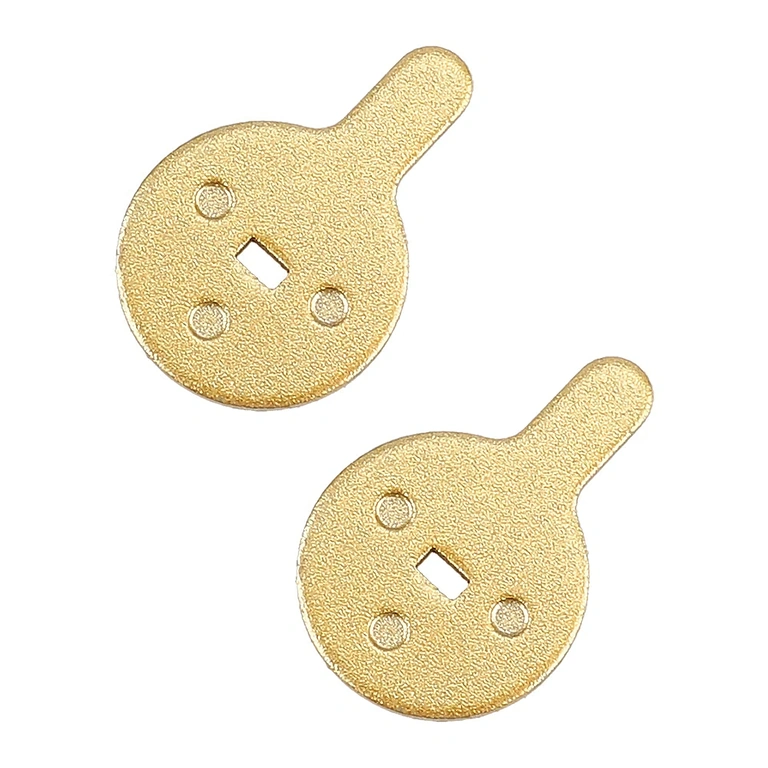 Vysoce kvalitní kovové brzdové destičky Měděné brzdové destičky, odolné a výkonné