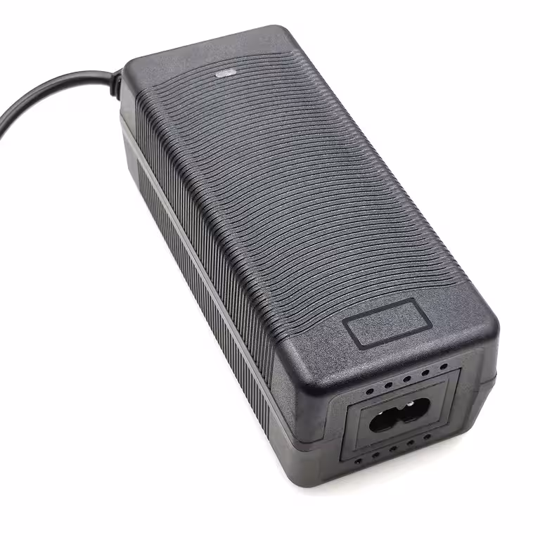 Nabíječka 60V 2A pro skútr, tříkolku a elektrické kolo – CityCoco, Harley, koloběžky 60V