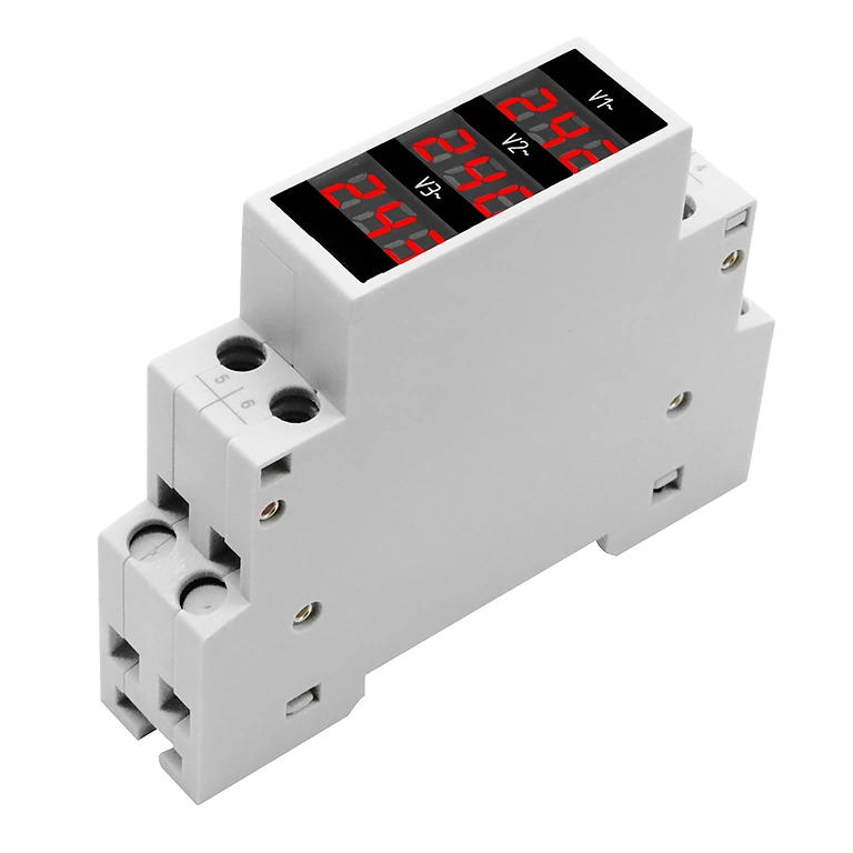 Instalace digitálního voltmetru v průmyslovém elektrickém panelu