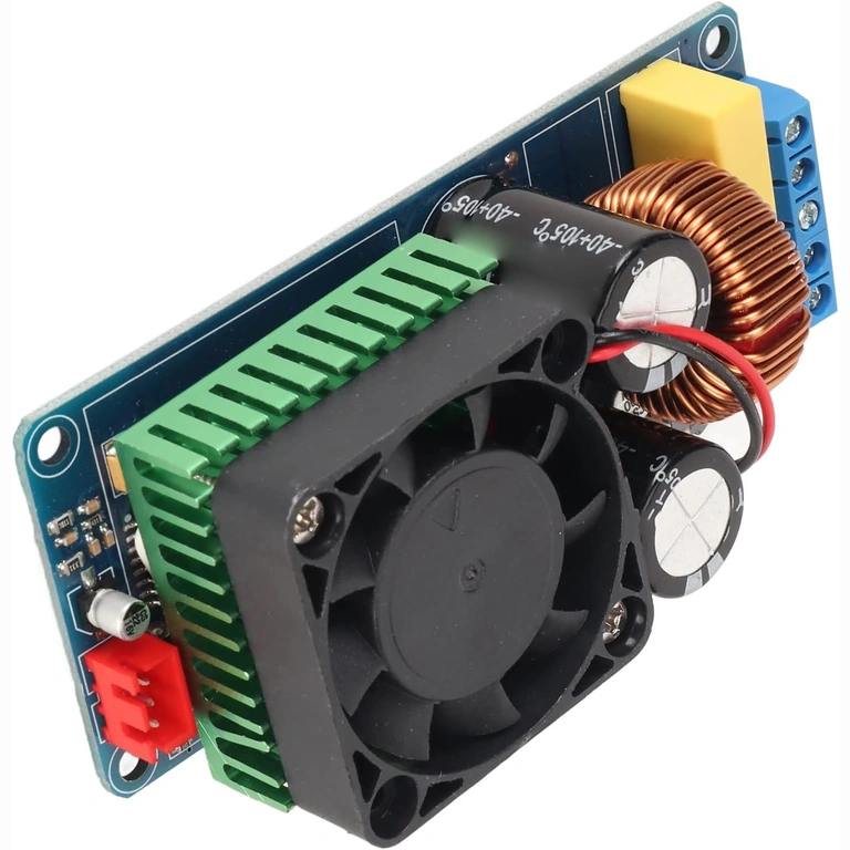 Chladič mono zesilovače 500W Detail chladiče pro chlazení zesilovače mono 500W