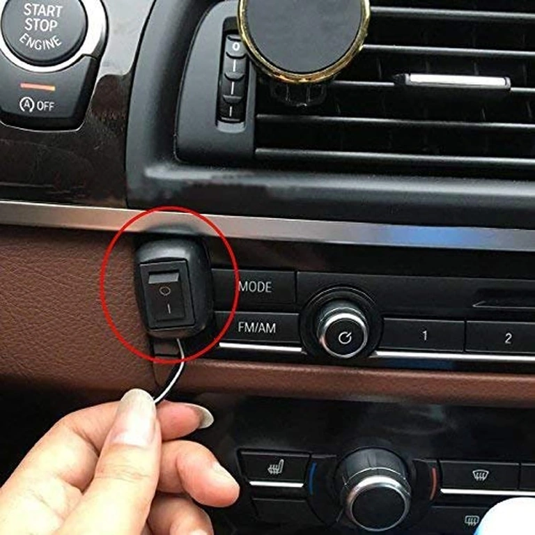 Montáž spínače ON/OFF s lepicí páskou